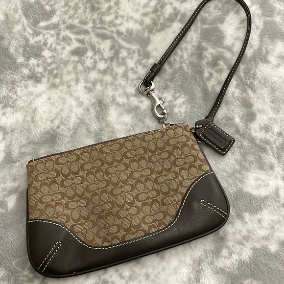 Coach Wristlet Signature Collection Logo Brown - Picture 1 of 5